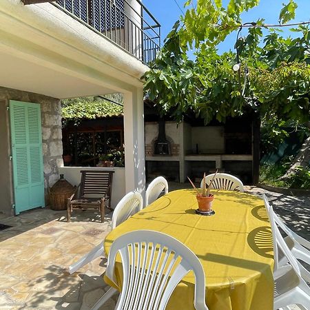 Bas De Villa Avec Acces Piscine Pres De Nice Cannes Monaco Carros Exterior photo