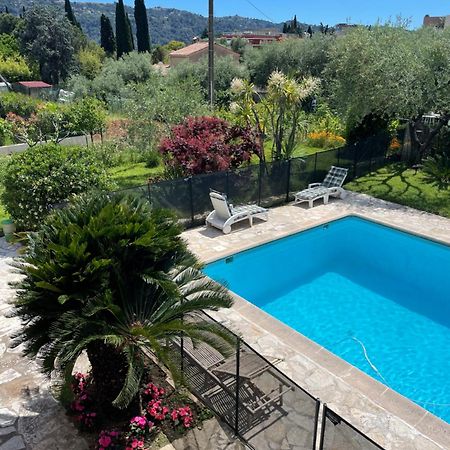 Bas De Villa Avec Acces Piscine Pres De Nice Cannes Monaco Carros Exterior photo