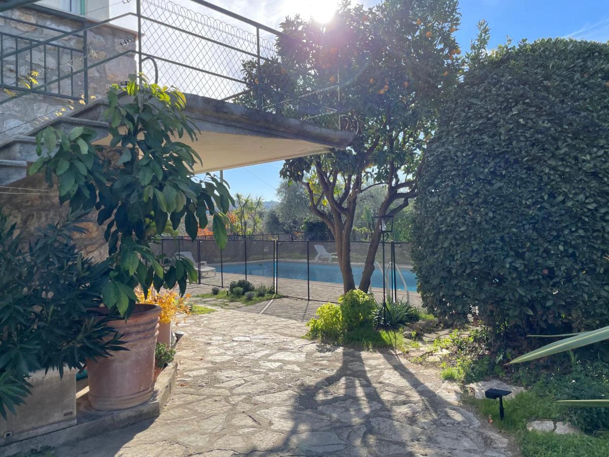 Bas De Villa Avec Acces Piscine Pres De Nice Cannes Monaco Carros Exterior photo
